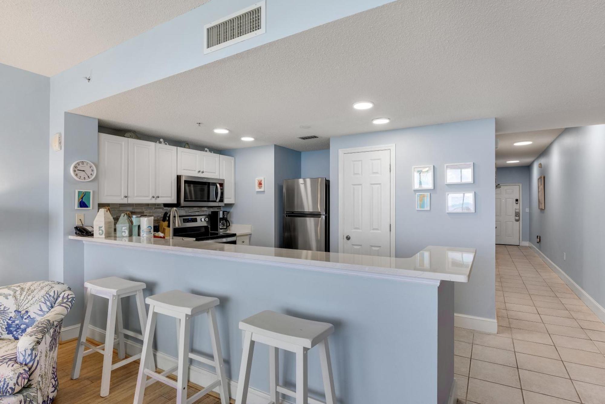 Parking Fee Included-Majestic 1-1606! Gulf Front 1Bedroom, Pool,Hot Tubs,Tennis Panama City Beach Bagian luar foto